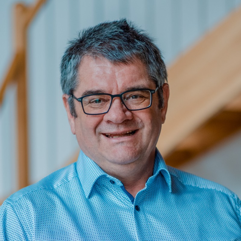 118348636-martin-jall